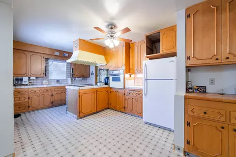 44101 Benald St, Lancaster, CA 93535 photo 4