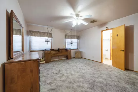 44101 Benald St, Lancaster, CA 93535 photo 15