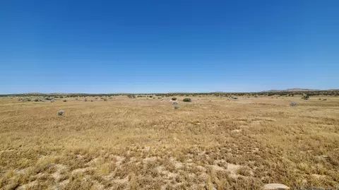 2 East Avenue G, High Vista, CA 93535