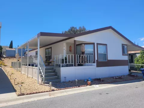 40701 Rancho Vista Blvd #41, Palmdale, CA 93551