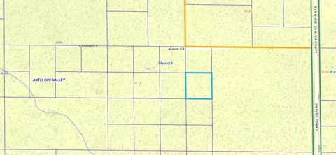 vic 205 ste avenue #O10, Palmdale, CA 93591