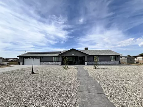 10231 R12 Ave E, Littlerock, CA 93543