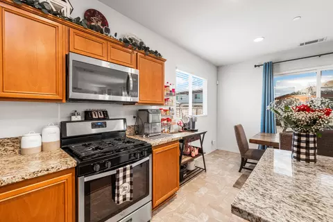 Kitchen - 3640 Half Dome Ave, Rosamond, CA 93560 photo 3 of 3