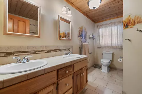 26261 Paramount Dr, Tehachapi, CA 93561 photo 23