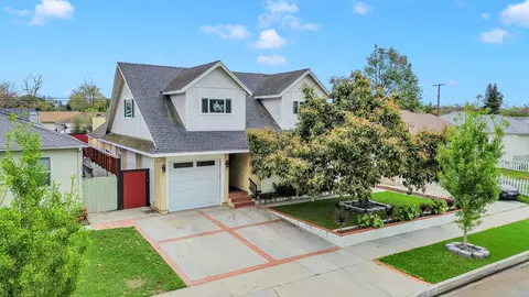 5612 Lorelei Ave, Lakewood, CA 90715