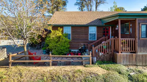22396 Zurich Dr, Tehachapi, CA 93561 photo 7