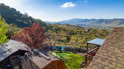 22396 Zurich Dr, Tehachapi, CA 93561 photo 55