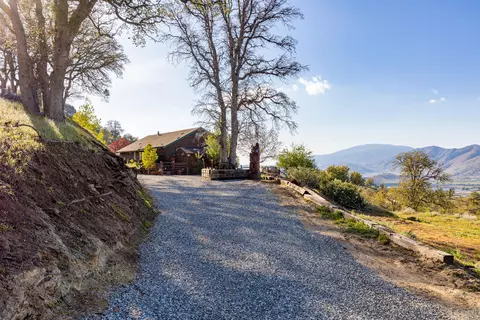 22396 Zurich Dr, Tehachapi, CA 93561 photo 41