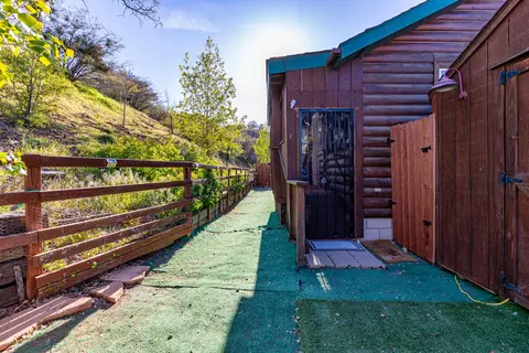 22396 Zurich Dr, Tehachapi, CA 93561 photo 44