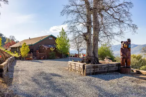 22396 Zurich Dr, Tehachapi, CA 93561 photo 43