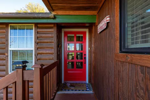 22396 Zurich Dr, Tehachapi, CA 93561 photo 8