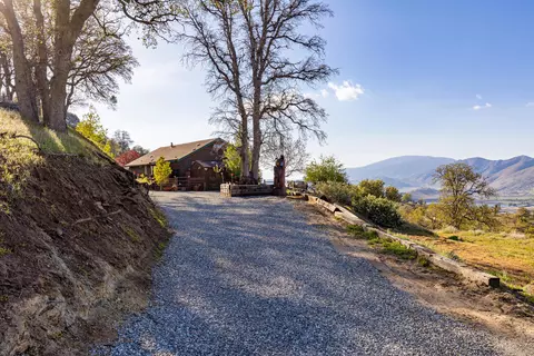 22396 Zurich Dr, Tehachapi, CA 93561 photo 42