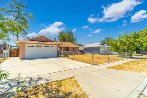44333 22nd St W, Lancaster, CA 93536