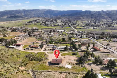 View/Area - 8817 Cache St, Leona Valley, CA 93551 photo 5 of 8
