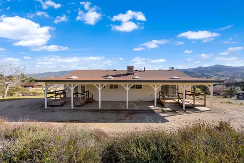 Exterior - 8817 Cache St, Leona Valley, CA 93551 photo 6 of 12