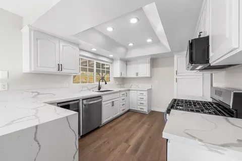 Kitchen - 8817 Cache St, Leona Valley, CA 93551 photo 2 of 4