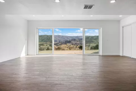 Living - 8817 Cache St, Leona Valley, CA 93551 photo 15 of 16