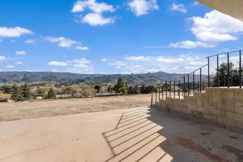 Exterior - 8817 Cache St, Leona Valley, CA 93551 photo 8 of 12