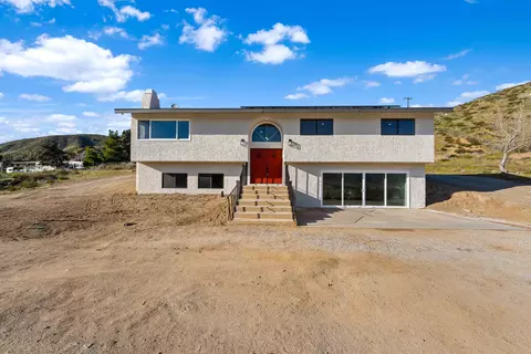 Exterior - 8817 Cache St, Leona Valley, CA 93551 photo 11 of 12
