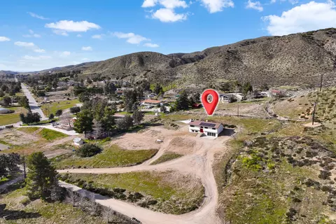 View/Area - 8817 Cache St, Leona Valley, CA 93551 photo 3 of 8