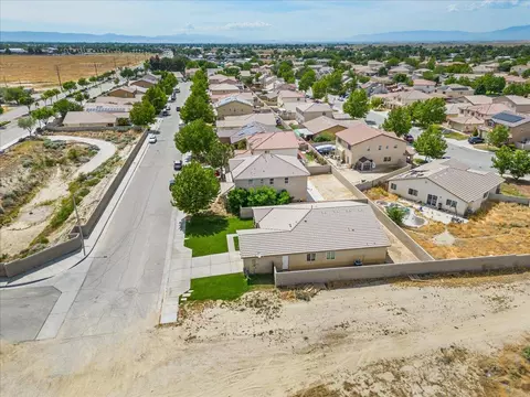 View/Area - 3665 Cobb Rd, Lancaster, CA 93535 photo 4 of 9