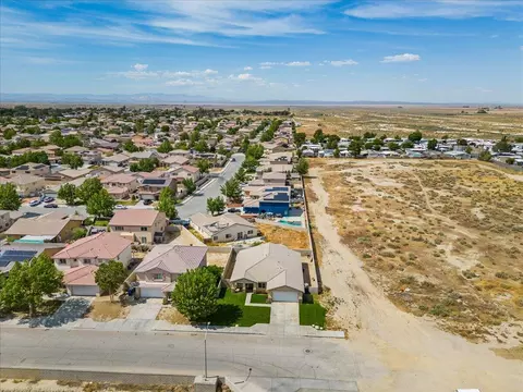 View/Area - 3665 Cobb Rd, Lancaster, CA 93535 photo 7 of 9