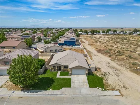 View/Area - 3665 Cobb Rd, Lancaster, CA 93535 photo 2 of 9