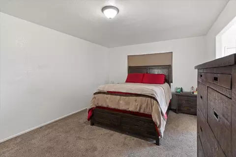 Bedroom - 3665 Cobb Rd, Lancaster, CA 93535 photo 7 of 9