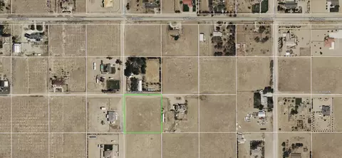 77 Th St West Ave A2, Lancaster, CA 93536 photo 5