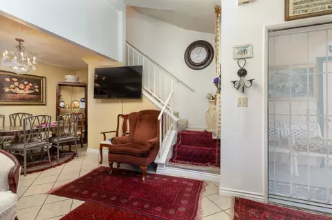 Entry Way - 44454 15th St E #2, Lancaster, CA 93535 photo 1 of 1