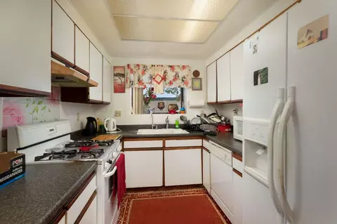 Kitchen - 44454 15th St E #2, Lancaster, CA 93535 photo 1 of 1