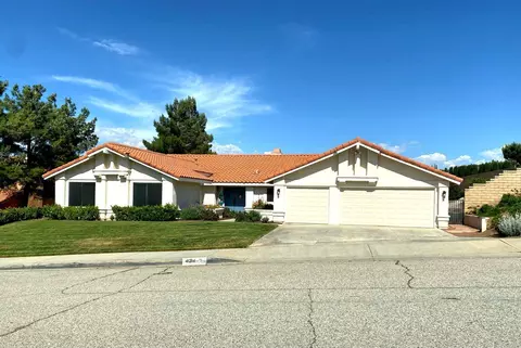 41214 Maple St, Palmdale, CA 93551 photo 2
