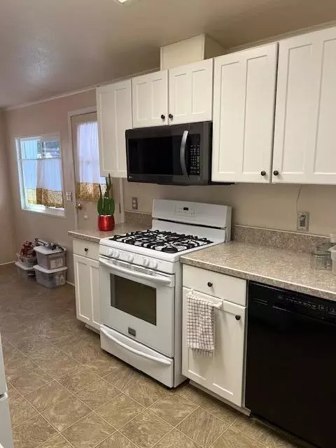 43850 20th St E #241, Lancaster, CA 93535 photo 7