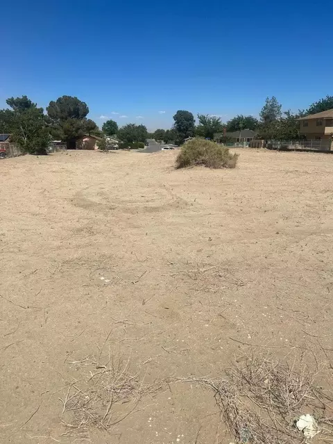 166 Th Jubilee Trail Ave, Palmdale, CA 93591