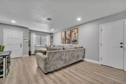 Other - 20413 El Porto Ct, Tehachapi, CA 93561 photo 5 of 7