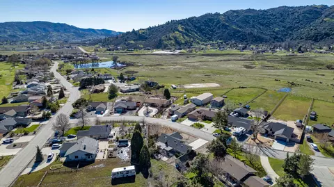 29911 Caddy Ln, Tehachapi, CA 93561 photo 32