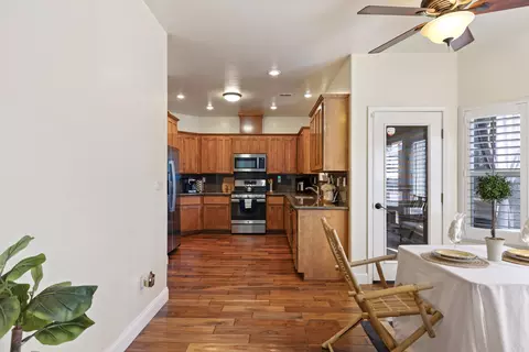 300 Peach Blossom Ln, Tehachapi, CA 93561 photo 12