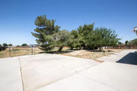 40903 Fieldspring St, Lancaster, CA 93535 photo 7