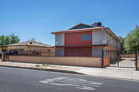 45119 Beech Ave, Lancaster, CA 93534