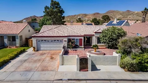 3011 Old Country Ave, Rosamond, CA 93560