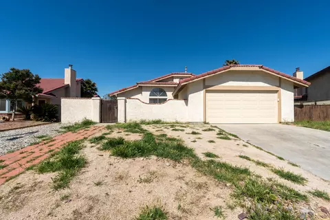 43737 Mikosasky Ave, Lancaster, CA 93535