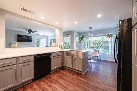 Kitchen - 36745 Copper Ln, Palmdale, CA 93550 photo 4 of 5