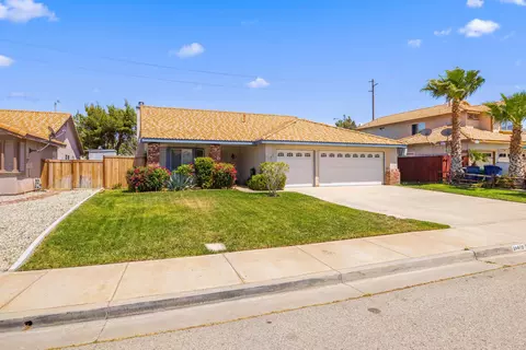 39442 Bluffside Way, Palmdale, CA 93551 photo 3