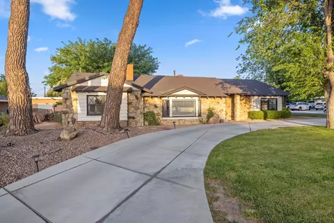 43732 Fenner Ave, Lancaster, CA 93536 photo 4