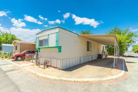 45800 Challenger Way #201, Lancaster, CA 93535