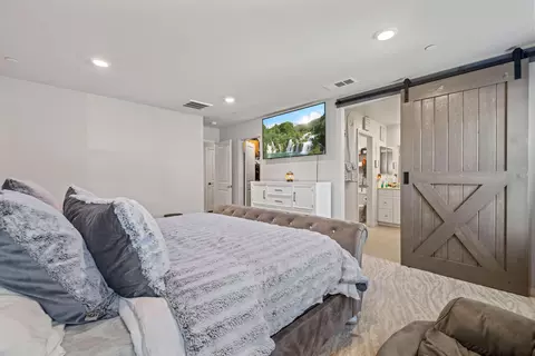 Bedroom - 2041 Lingard St E, Lancaster, CA 93535 photo 2 of 6