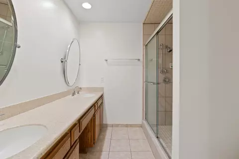 44232 Olympus Dr, Lancaster, CA 93536 photo 8