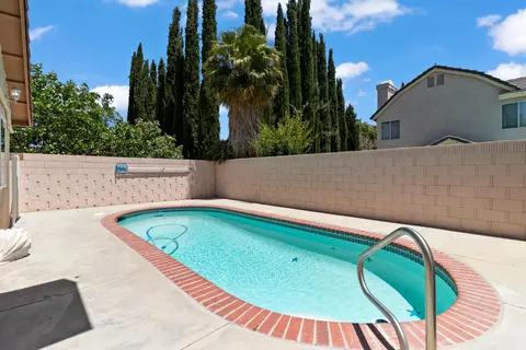 44232 Olympus Dr, Lancaster, CA 93536 photo 26
