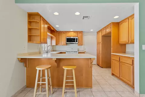 44232 Olympus Dr, Lancaster, CA 93536 photo 22