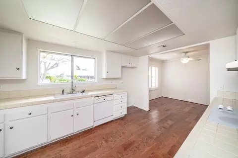 Kitchen - 1405 Stanford Way N, Upland, CA 91786 photo 1 of 1